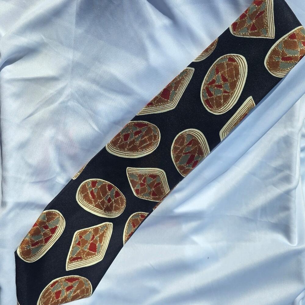 Vintage Silk accent 100% Silk Neck Tie!